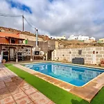 فيلة Casa Elvira Chimiche